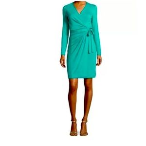#340 Diane Von Furstenberg Valencia Wrap Dress size 2